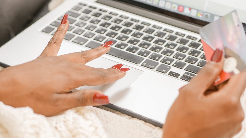 이커머스 유튜브 매출